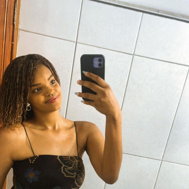 Babysitting job in Vitória: Kevelly