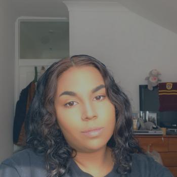 Babysitter Rushden: Aiysha