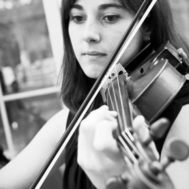 Babysitter in Saint-Gilles: Cristina