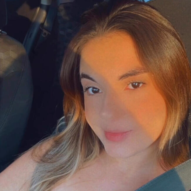 Babysitter in Goiânia: Karen Dias
