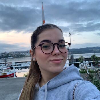 Babysitter in Santa Pola: Candela