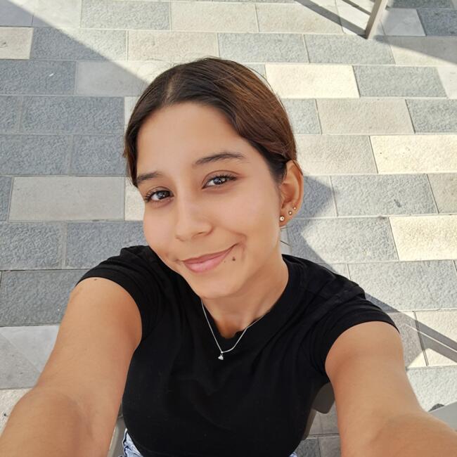Babysitter in San Borja: Luciana