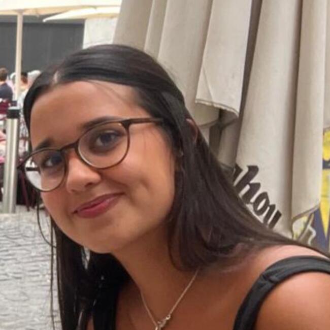 Babysitter in Villanueva de la Cañada: Alicia