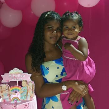 Babá em Linhares: Weslany