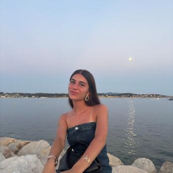 Babysitter Sanary-sur-Mer: Inès