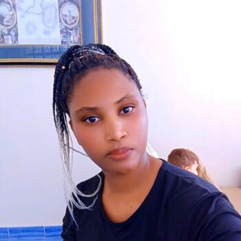 Nanny in Riyadh: Evalyn