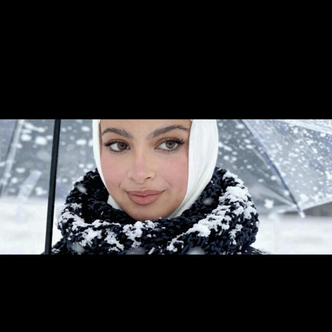 Babysitter in London: Fatima