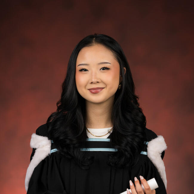 Babysitter in Montreal: Christine