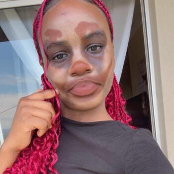 Babysitter in Roodepoort: Amiable