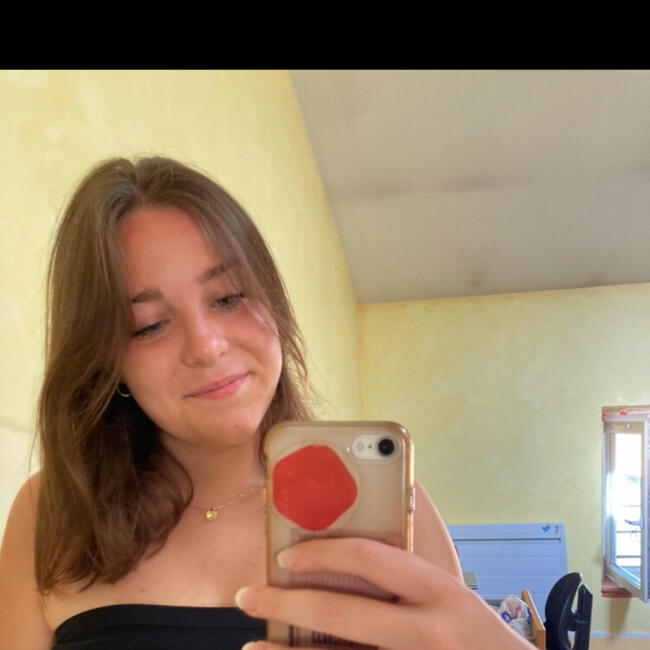 Babysitter in Villefranche-sur-Saône: Margaux