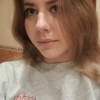 Niñera en Bañolas: Júlia