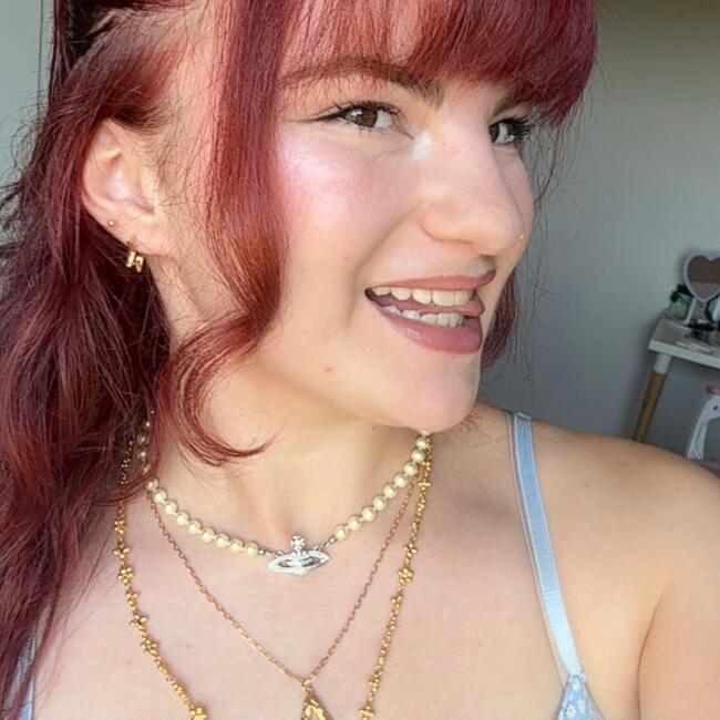 Babysitter in Hem: Angele