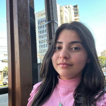 Babá em Londrina: Bianca