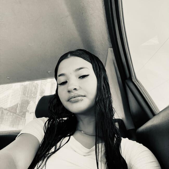 Babysitter in Fortaleza: Aline