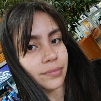 Babysitter in Valdivia: Belen