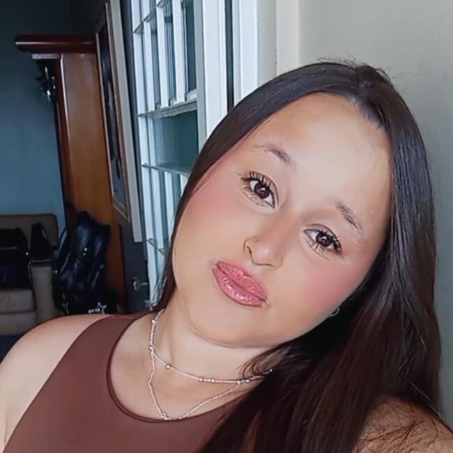 Babysitter in Betim: Sophia