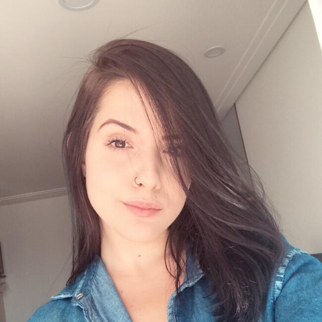 Babysitting job in São Paulo: Pâmella