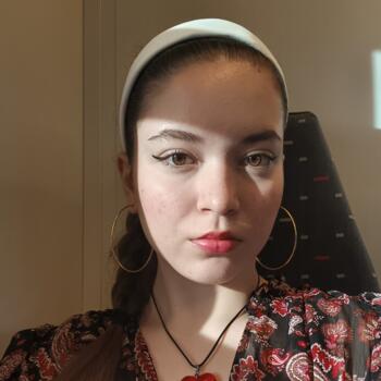 Babysitter in Sint-Niklaas: Elif Su