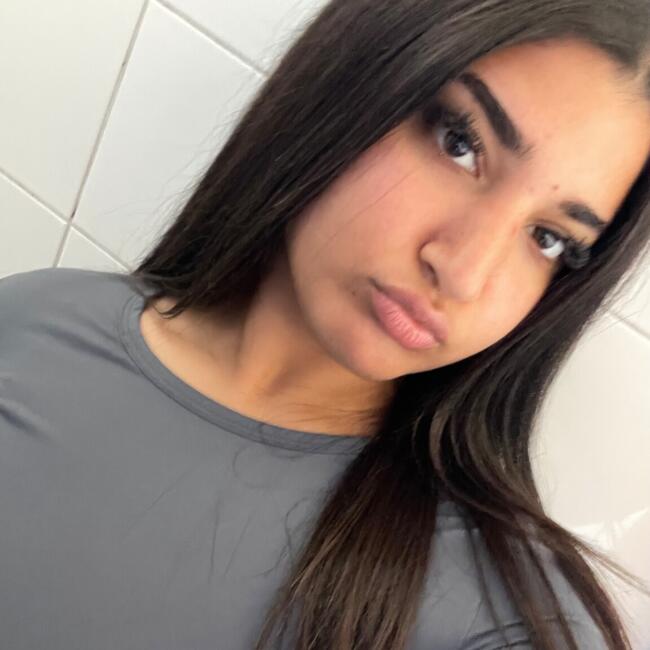 Babysitter in Nice: Lamis