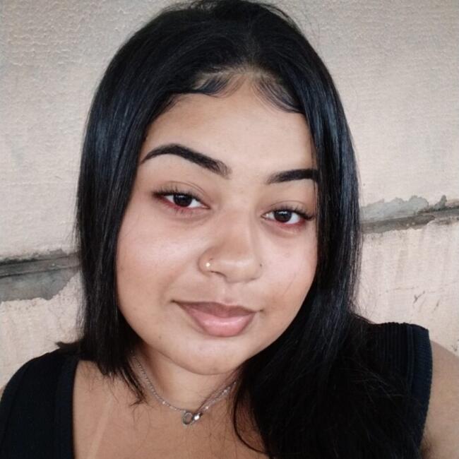 Babá em Cuiabá: Mayra