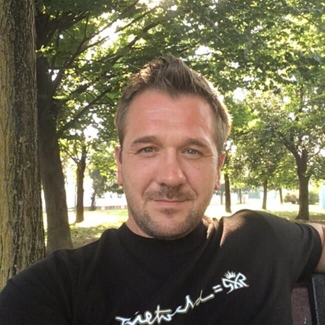 Lavoro per babysitter a Caino: Pietro