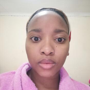 Babysitter in Durban: Lerato