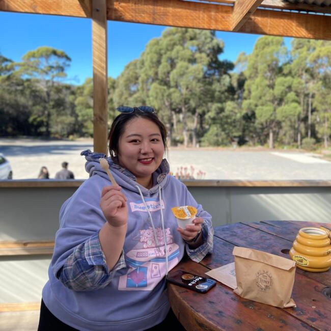 Babysitter in Hobart: Sylvia