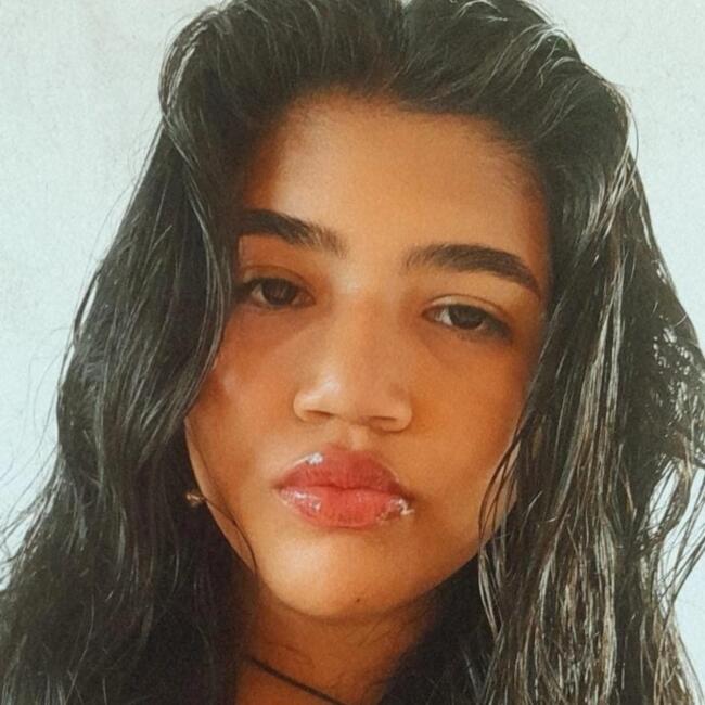 Babysitter in Belém: Karla