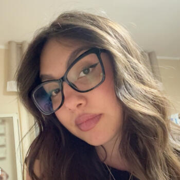 Babysitter in Acerra: Mina