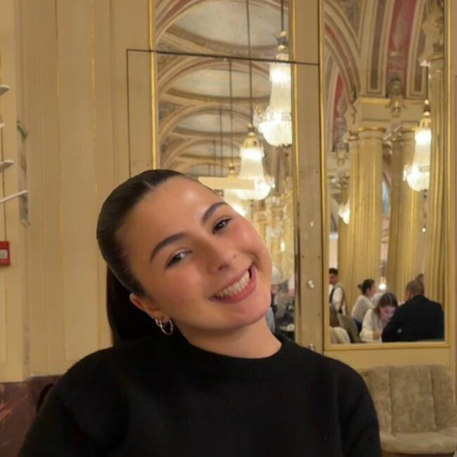 Babysitter in Bordeaux: Perle