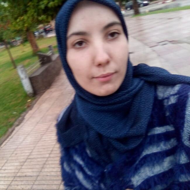 وظيفة جليسة أطفال في طنجة: Fatiha