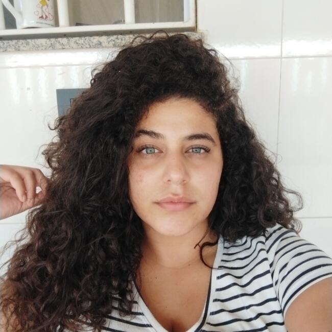 Babá em Londrina: Eduarda