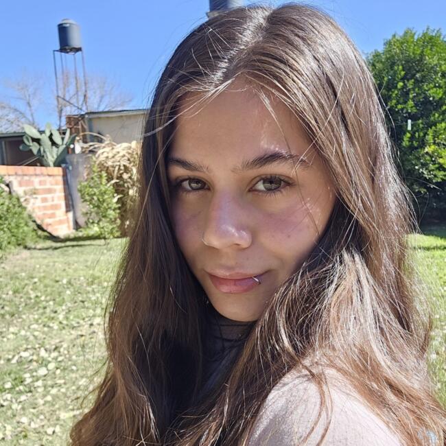 Niñera en Ciudad de Santa Fe: Katia Ahiara