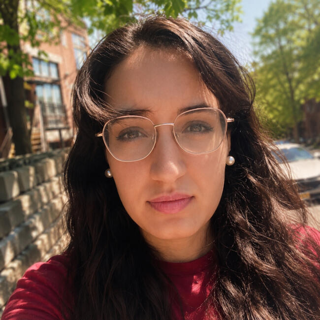 Nanny in Montreal: Nour