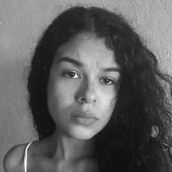 Babysitter Salvador: Geovana