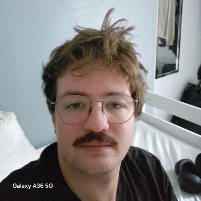 Babysitter in Liège: Adam