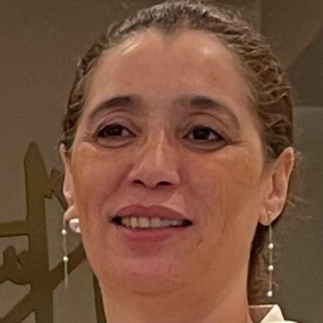 Babysitter in Paris: Fatima