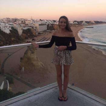 Babysitter Hamilton: Nicole