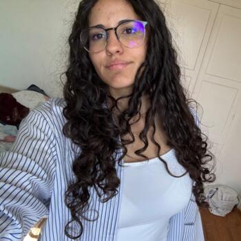 Babysitter in Auxerre: Asma