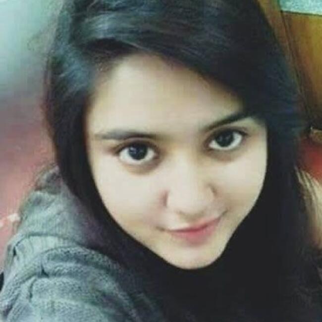 Babysitter in Abraq Khayţān: Habiba