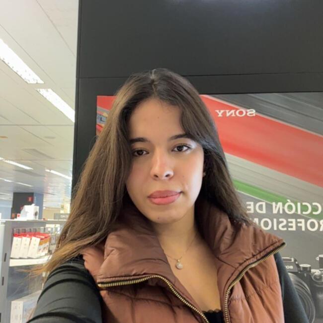 Babysitter in San Vicent del Raspeig: Hayame