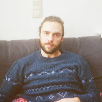 Babysitter in Ixelles-Elsene: Damien