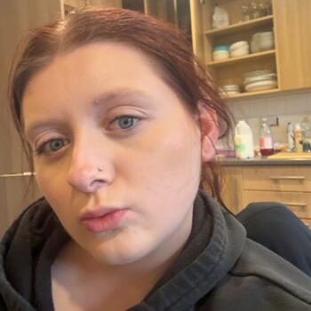 Babysitter in Marlow: Emily