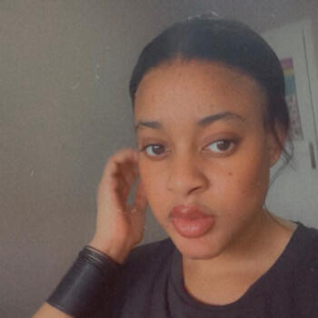 Baby-sitter in Paris: Fatoumata