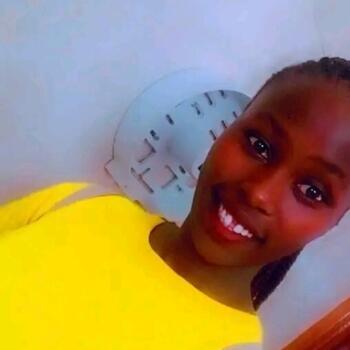 Babysitter in Riyadh: Tabitha