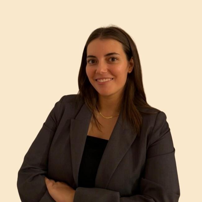 Babysitter in Loures: Carolina