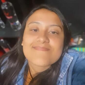 Babá em Toledo: Larissa