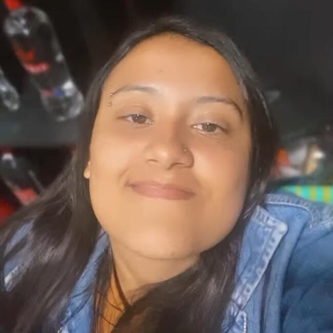 Babá em Toledo: Larissa