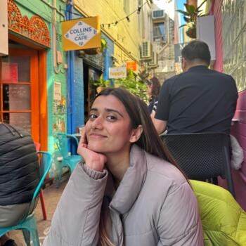 Babysitter in Sydney: Shreya