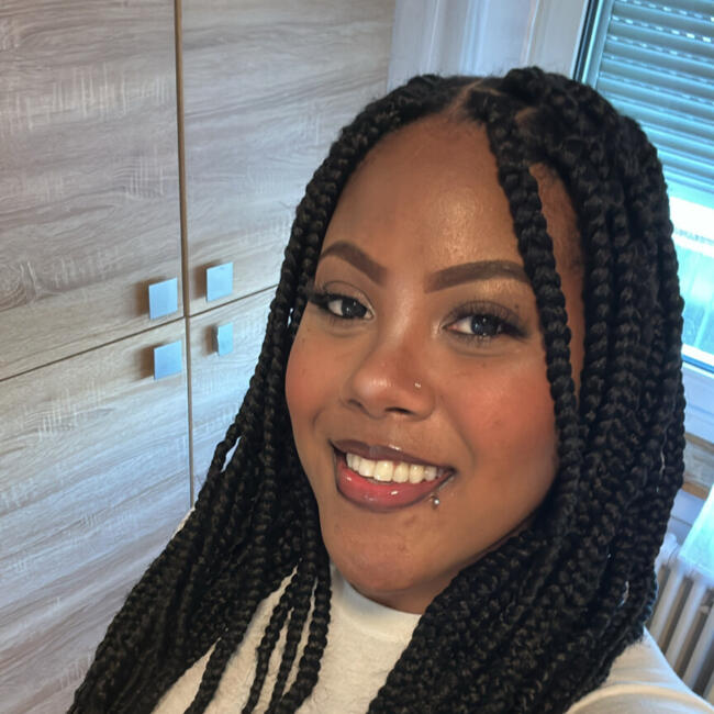 Babá em Lauro de Freitas: Adrielle